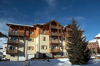 Aparthotel Odalys Le Surf Des Neiges