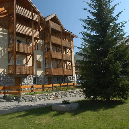 Odalys Le Surf Des Neiges 2* Mont-de-Lans